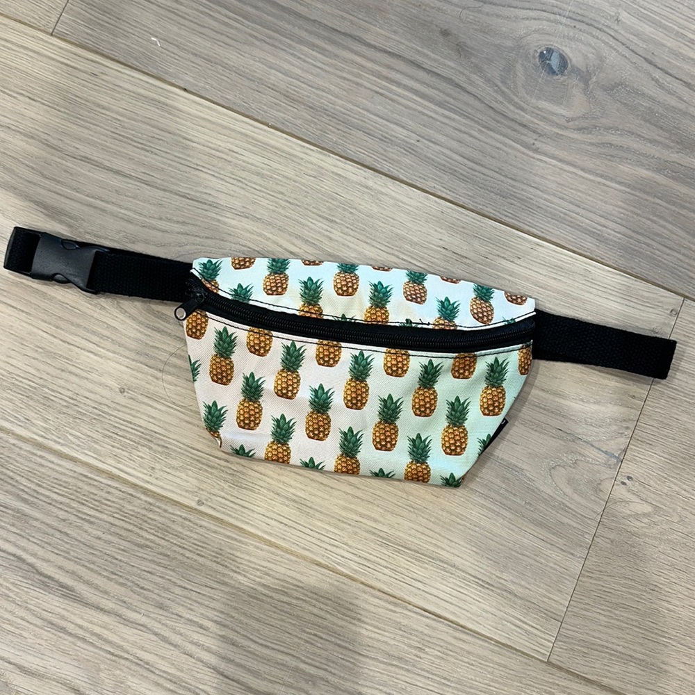 Pineapple Fanny Pack🍍🍍